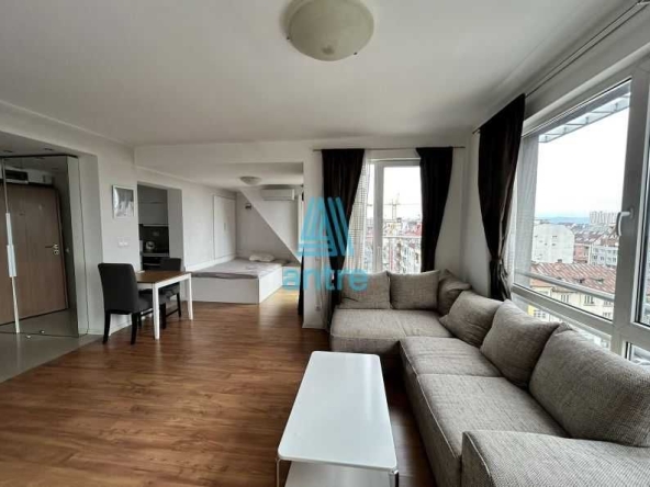 Дава се под наем Едностаен апартамент в София, Център - 60 кв.м за 458.49 € - Снимка #1