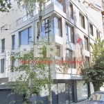 Тристаен апартамент в Бургас, Център - 110 кв.м за 3200 €/кв.м - Снимка #1