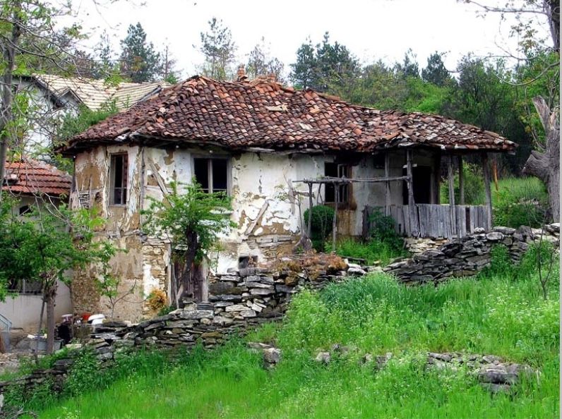 Къща в Пазарджик, Център - 107 кв.м за 10 €/кв.м - Снимка #1