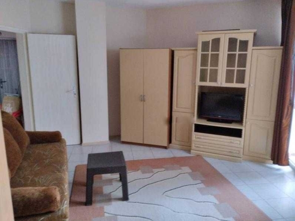 Дава се под наем Двустаен апартамент в Бургас, Лазур - 63 кв.м за 331.5 € - Снимка #1