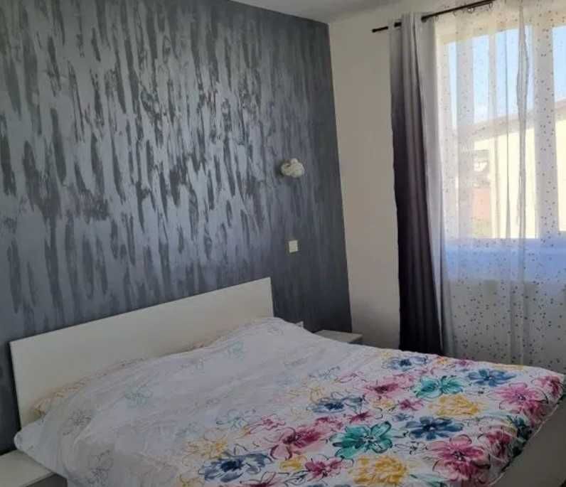 Дава се под наем  в Пловдив, Младежки Хълм - 20 кв.м за 102 € - Снимка #1