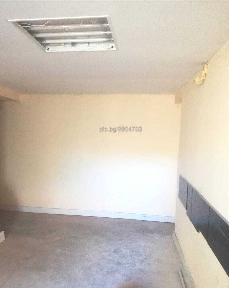 Дава се под наем Склад в Кюстендил, Център - 20 кв.м за 4.59 € - Снимка #1