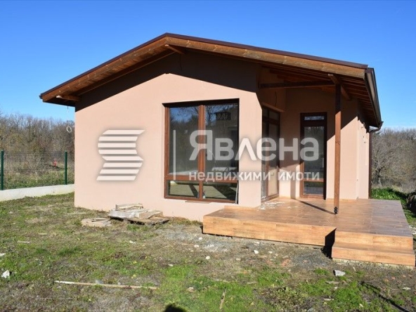 Къща в с. Велика, Област Бургас - 64 кв.м за 1719 €/кв.м - Снимка #1