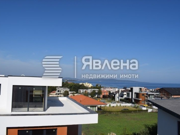 Къща в с. Лозенец, Област Бургас - 278 кв.м за 1044 €/кв.м - Снимка #1