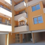 Тристаен апартамент в Поморие - 82 кв.м за 1569 €/кв.м - Снимка #1