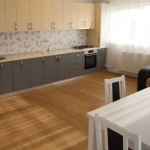 Дава се под наем Тристаен апартамент в Пловдив, Център - 73 кв.м за 255 € - Снимка #1