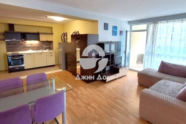 Тристаен апартамент в Поморие - 105 кв.м за 1096 €/кв.м - Снимка #1