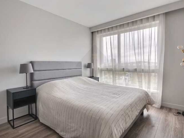 Дава се под наем Тристаен апартамент в Пловдив, Център - 74 кв.м за 239.7 € - Снимка #1