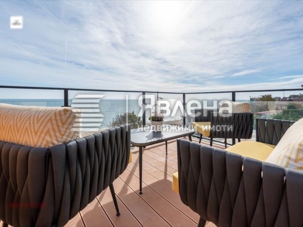 Тристаен апартамент в Варна, Чайка - 70 кв.м за 2929 €/кв.м - Снимка #1