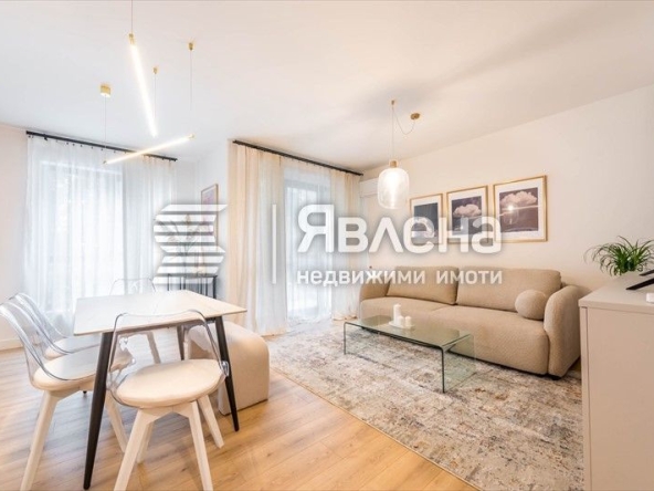 Двустаен апартамент в Варна, Чайка - 71 кв.м за 3367 €/кв.м - Снимка #1