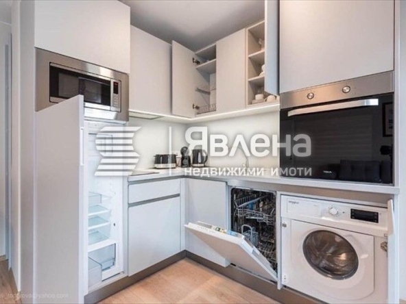 Дава се под наем Двустаен апартамент в Варна, Гръцка махала - 60 кв.м за 1047.03 € - Снимка #1