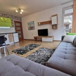 Дава се под наем Двустаен апартамент в Бургас, Център - 60 кв.м за 408 € - Снимка #1