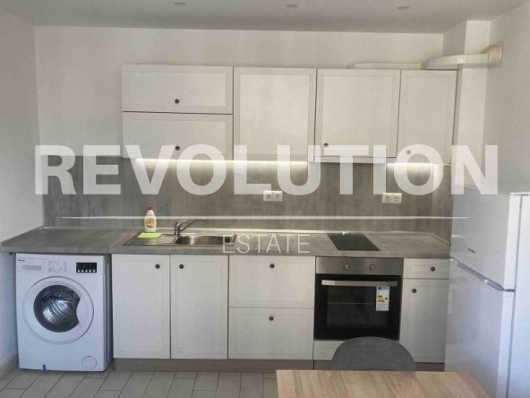 Дава се под наем Двустаен апартамент в Варна, Автогара - 55 кв.м за 388.62 € - Снимка #1