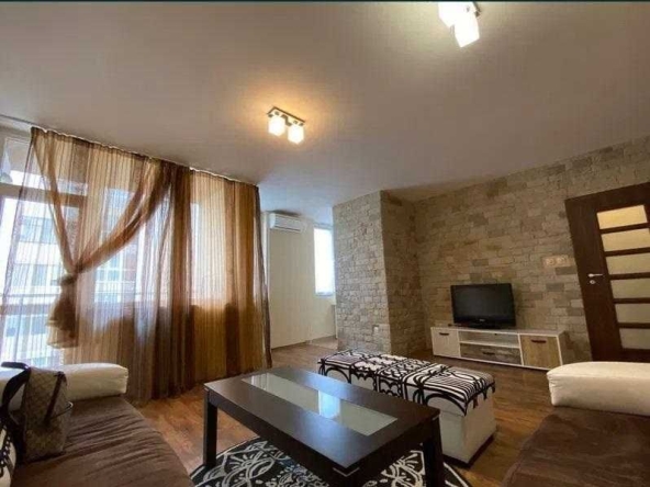 Дава се под наем Двустаен апартамент в София, Дървеница - 75 кв.м за 385 € - Снимка #1