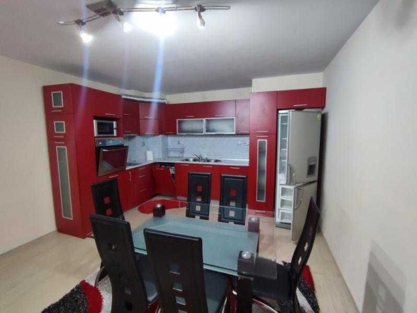 Дава се под наем Двустаен апартамент в Бургас, Лазур - 65 кв.м за 408 € - Снимка #1