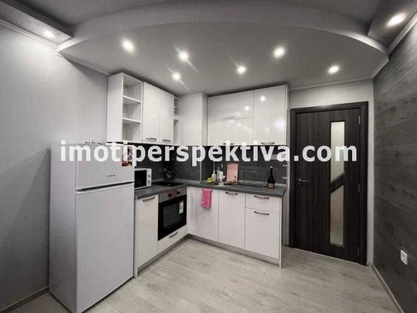Двустаен апартамент в Пловдив, Кършияка - 55 кв.м за 1964 €/кв.м - Снимка #1