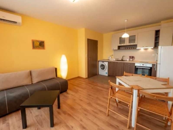 Дава се под наем Двустаен апартамент в Пловдив, Тракия - 65 кв.м за 239.7 € - Снимка #1