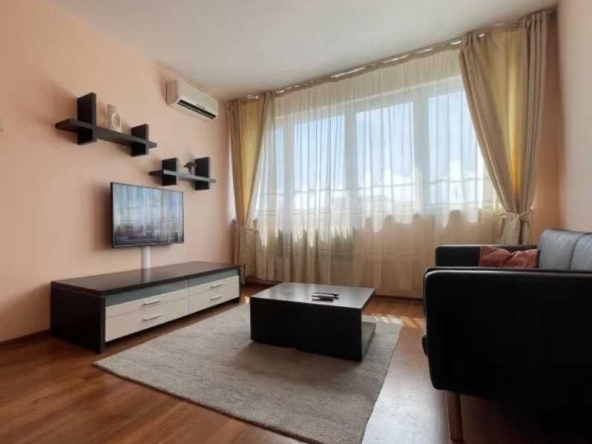 Дава се под наем Двустаен апартамент в Пловдив, Изгрев - 60 кв.м за 214.2 € - Снимка #1