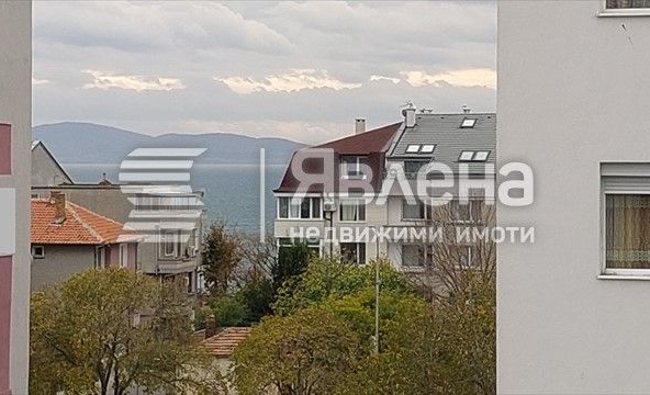 Четиристаен апартамент в Поморие - 122 кв.м за 1025 €/кв.м - Снимка #1