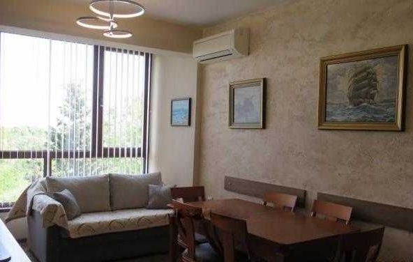 Дава се под наем Тристаен апартамент в Бургас, Лазур - 70 кв.м за 698.19 € - Снимка #1