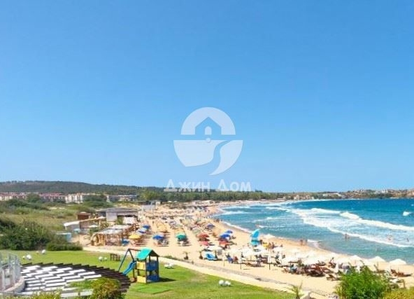 Двустаен апартамент в Созопол - 79 кв.м за 2406 €/кв.м - Снимка #1