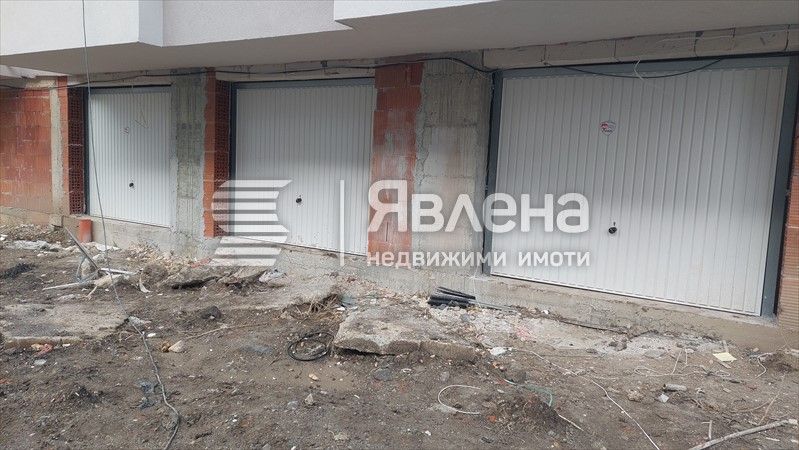 Гараж / Паркомясто в Поморие - 24 кв.м за 909 €/кв.м - Снимка #1
