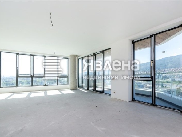 Четиристаен апартамент в София, Кръстова вада - 228 кв.м за 3119 €/кв.м - Снимка #1