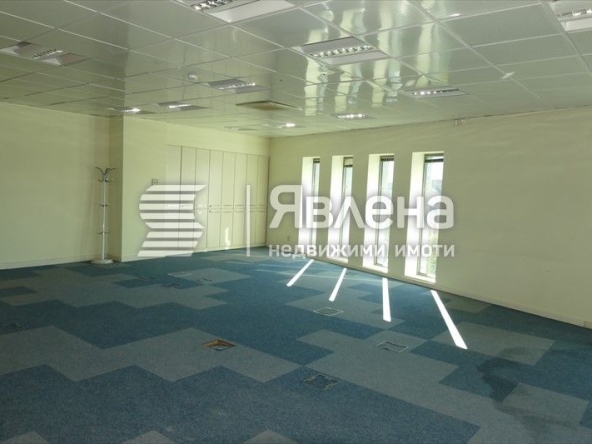 Дава се под наем Офис в София, Център - 701 кв.м за 10488.15 € - Снимка #1
