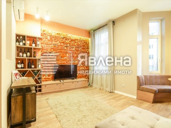 Многостаен апартамент в София, Център - 154 кв.м за 3747 €/кв.м - Снимка #1
