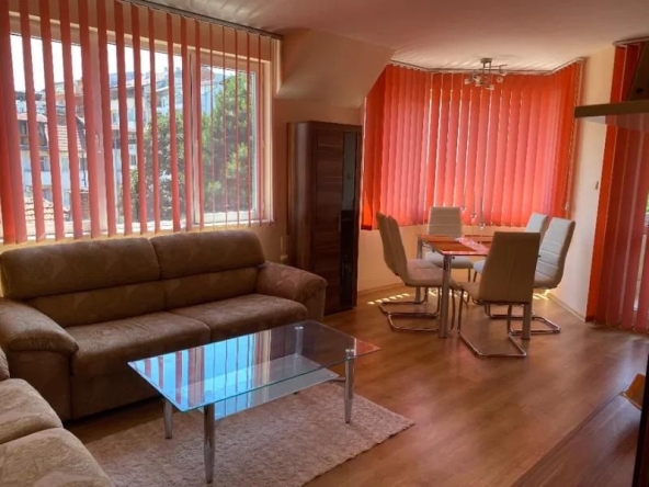 Дава се под наем Двустаен апартамент в Пловдив, Каменица 1 - 70 кв.м за 375 € - Снимка #1