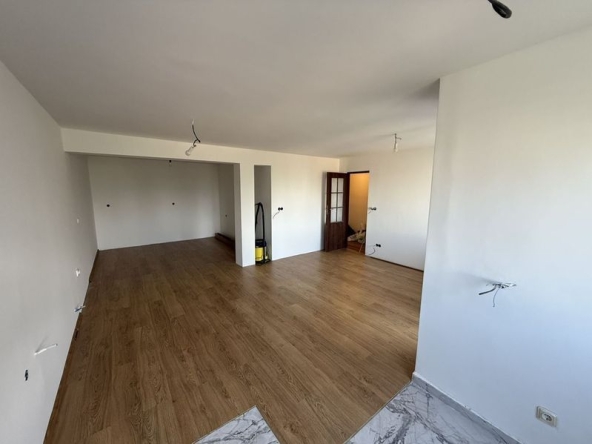 Двустаен апартамент в София, Красна поляна 3 - 76 кв.м за 2435 €/кв.м - Снимка #1