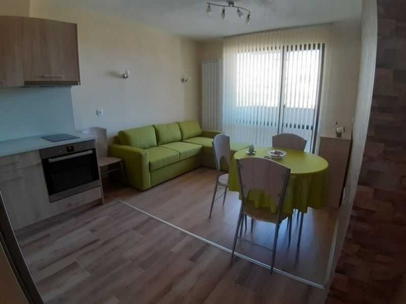 Дава се под наем Тристаен апартамент в София, Банишора - 86 кв.м за 698.19 € - Снимка #1