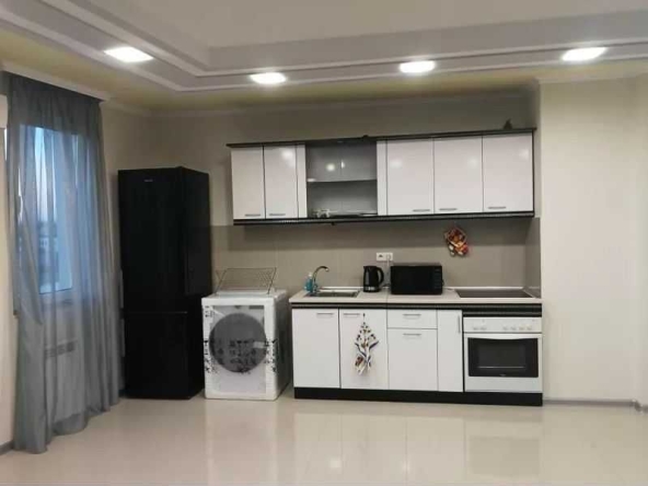 Дава се под наем Двустаен апартамент в София, Дианабад - 75 кв.м за 382.5 € - Снимка #1