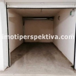 Гараж / Паркомясто в Пловдив, Кършияка - 18 кв.м за 1828 €/кв.м - Снимка #1