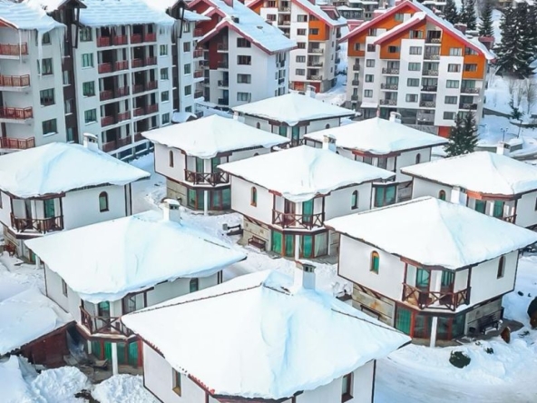 Къща в к.к. Пампорово - 119 кв.м за 682 €/кв.м - Снимка #1