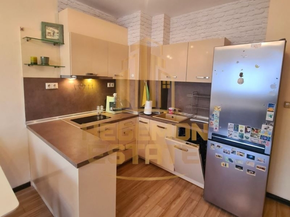 Двустаен апартамент в Варна, Левски - 74 кв.м за 1427 €/кв.м - Снимка #1