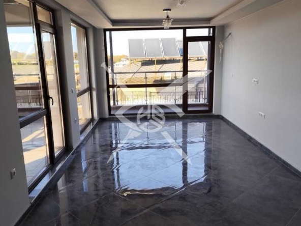 Двустаен апартамент в Китен - 140 кв.м за 406 €/кв.м - Снимка #1