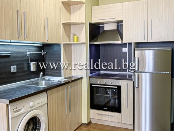 Дава се под наем Двустаен апартамент в София, Център - 65 кв.м за 400 € - Снимка #1