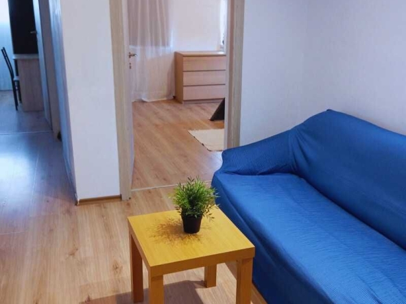 Дава се под наем Тристаен апартамент в София, Център - 60 кв.м за 714 € - Снимка #1