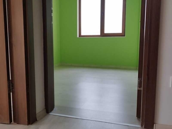 Тристаен апартамент в Пловдив, Тракия - 83 кв.м за 1338 €/кв.м - Снимка #1