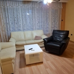 Дава се под наем Тристаен апартамент в Пловдив, Кършияка - 87 кв.м за 382.5 € - Снимка #1