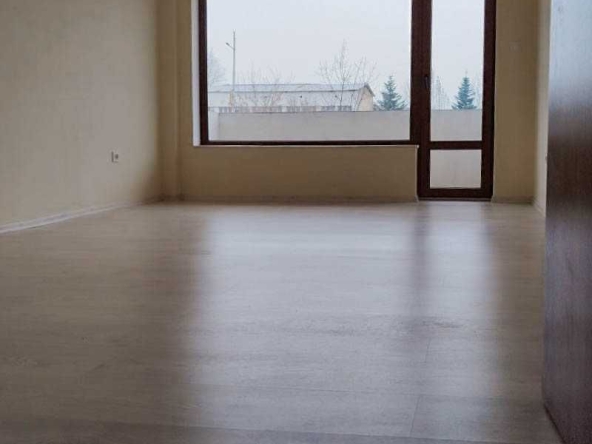 Тристаен апартамент в Пловдив, Тракия - 70 кв.м за 1693 €/кв.м - Снимка #1