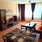 Дава се под наем Тристаен апартамент в Гоце Делчев - 92 кв.м за 306 € - Снимка #1