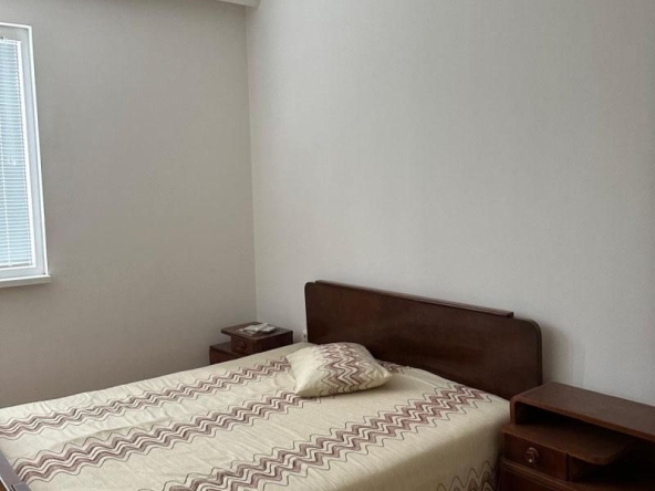 Дава се под наем Многостаен апартамент в Пловдив, Гагарин - 108 кв.м за 408 € - Снимка #1