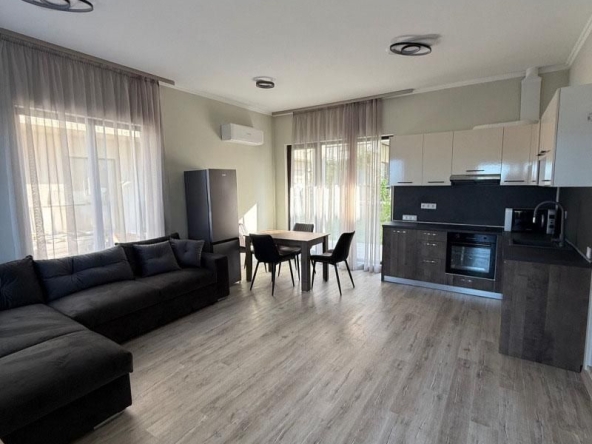 Дава се под наем Къща в Бургас, Сарафово - 116 кв.м за 1224 € - Снимка #1