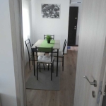 Дава се под наем Тристаен апартамент в София, Център - 60 кв.м за 714 € - Снимка #1