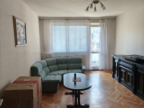 Дава се под наем Четиристаен апартамент в София, Младост 2 - 120 кв.м за 600 € - Снимка #1