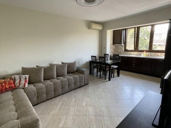 Дава се под наем Двустаен апартамент в София, Карпузица - 50 кв.м за 562 € - Снимка #1