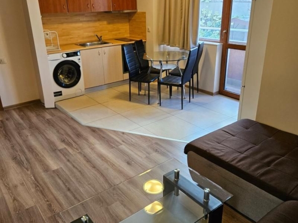 Дава се под наем Тристаен апартамент в Пловдив, Мараша - 105 кв.м за 600 € - Снимка #1