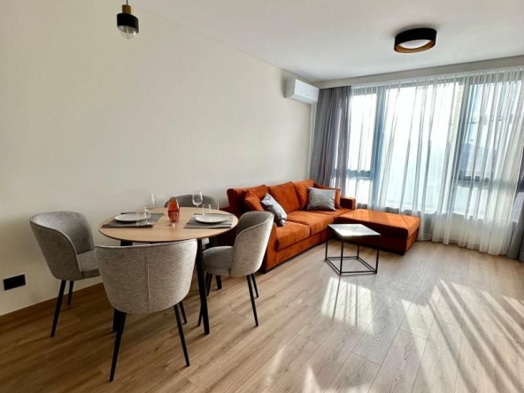 Дава се под наем Двустаен апартамент в София, Кръстова вада - 72 кв.м за 825 € - Снимка #1